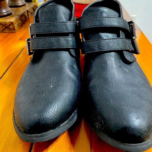 Ankle boot - Picture 2 of 4